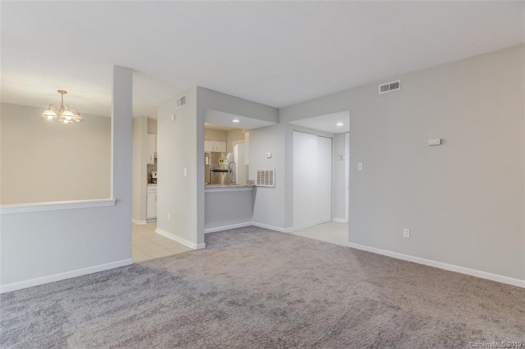 11004 Harrowfield Road Charlotte, NC 28226 - Photo 11 of 38