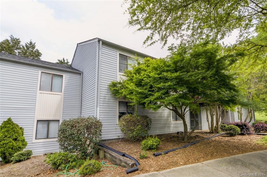 11004 Harrowfield Road Charlotte, NC 28226 - Photo 3 of 38