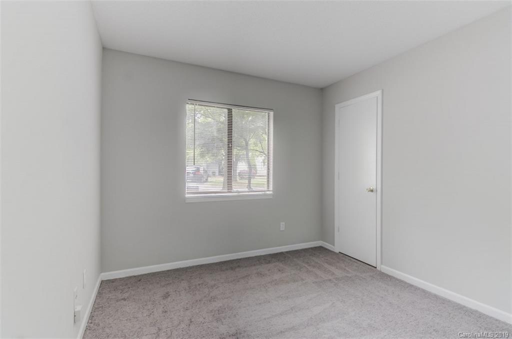 11004 Harrowfield Road Charlotte, NC 28226 - Photo 30 of 38