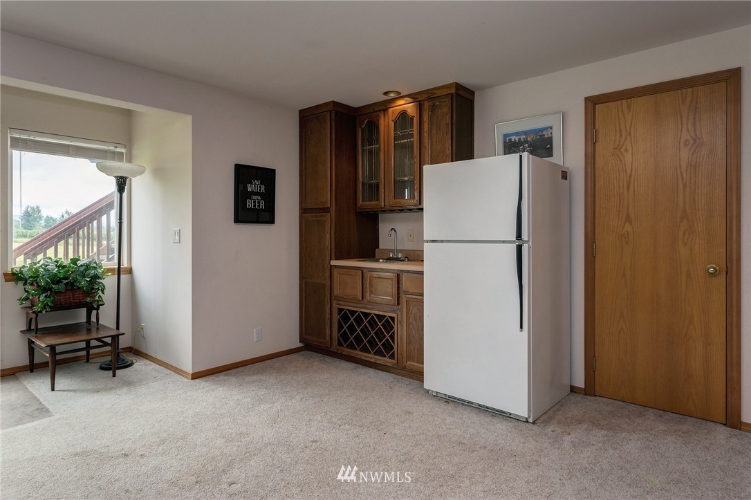 657 East Pole Road Lynden, WA 98264 - Photo 22 of 25