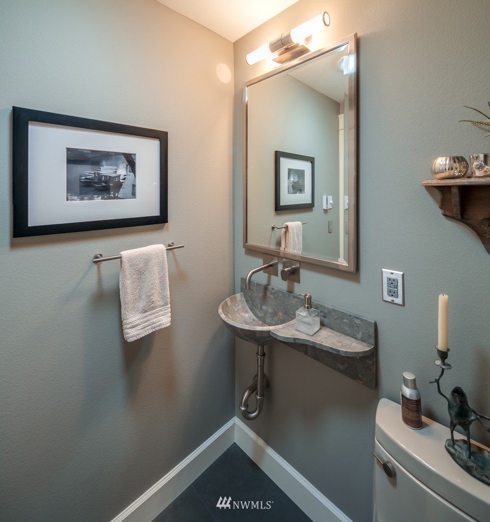 2451 North Shore Road Bellingham, WA 98226 - Photo 22 of 25 Gallery Image 22