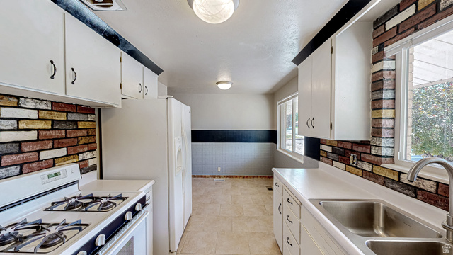 831 East Canyon Road Spanish Fork, UT 84660 - Photo 3 of 34