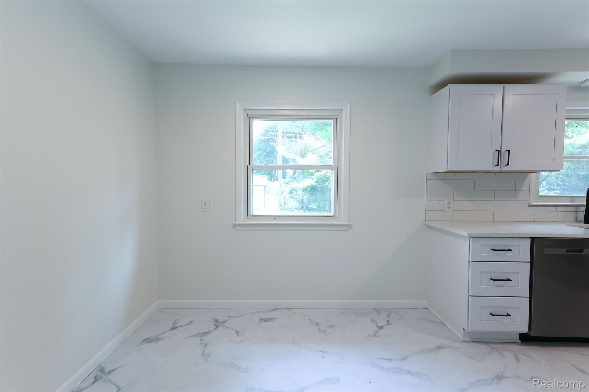 180 North Hewitt Road Ypsilanti, MI 48197 - Photo 12 of 31 Gallery Image 12