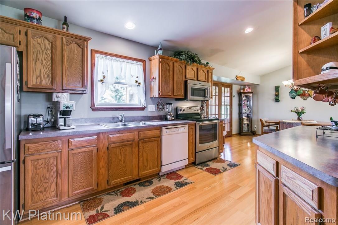10041 Masters Road Goodells, MI 48027 - Photo 11 of 27 10.JPG
