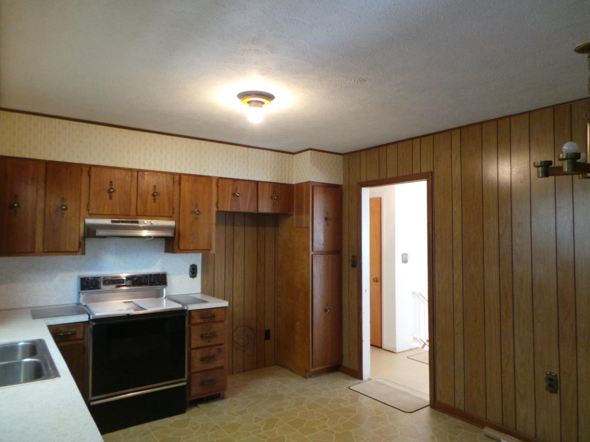 303 Hidden Valley Road Kingsport, TN 37663 - Photo 54 of 100 20200221_140839