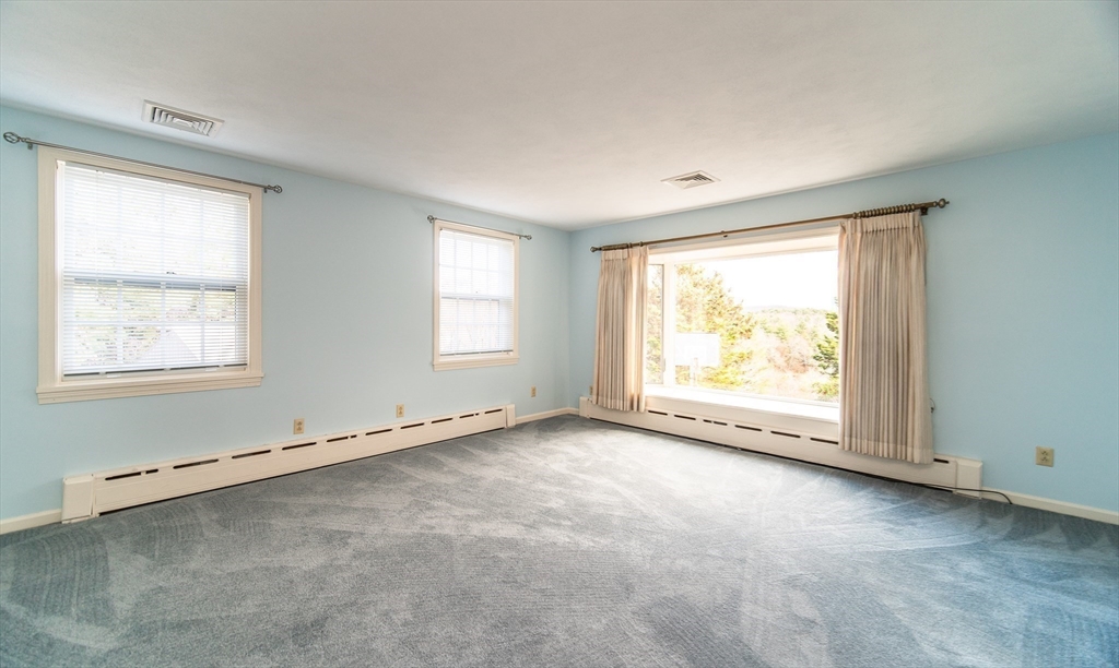 256 North Road Hampden, MA 01036 - Photo 18 of 42