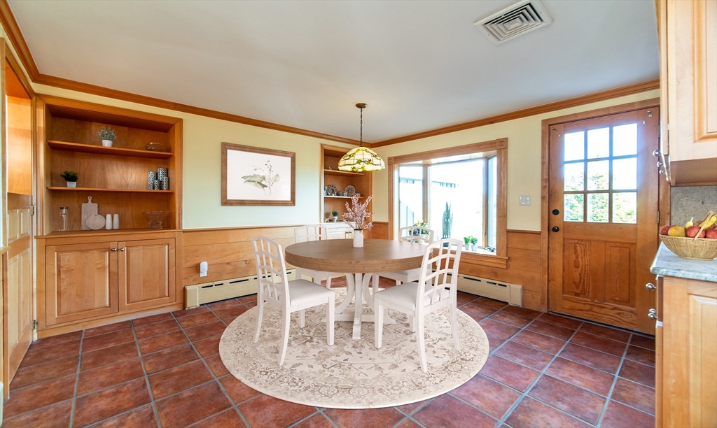 256 North Road Hampden, MA 01036 - Photo 3 of 42