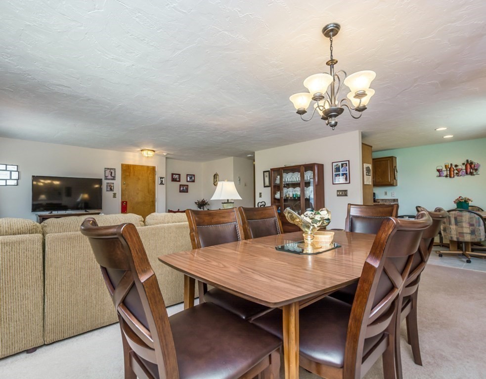 189 Littleton Road, Unit 68 Chelmsford, MA 01824 - Photo 6 of 28 Gallery Image 6
