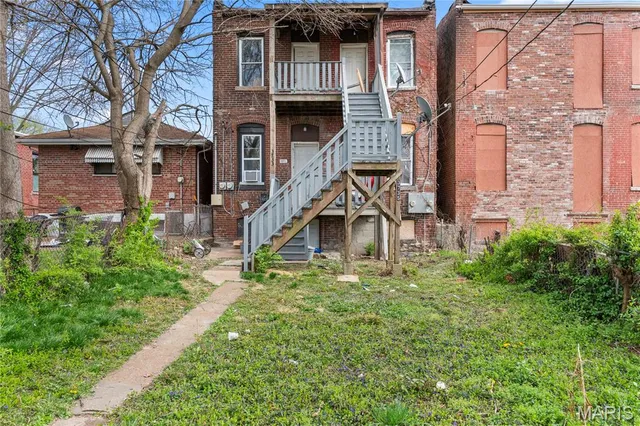 $220,000 | 3733 Oregon Avenue, St. Louis, MO 63118