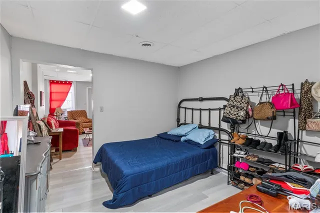 $220,000 | 3733 Oregon Avenue, St. Louis, MO 63118