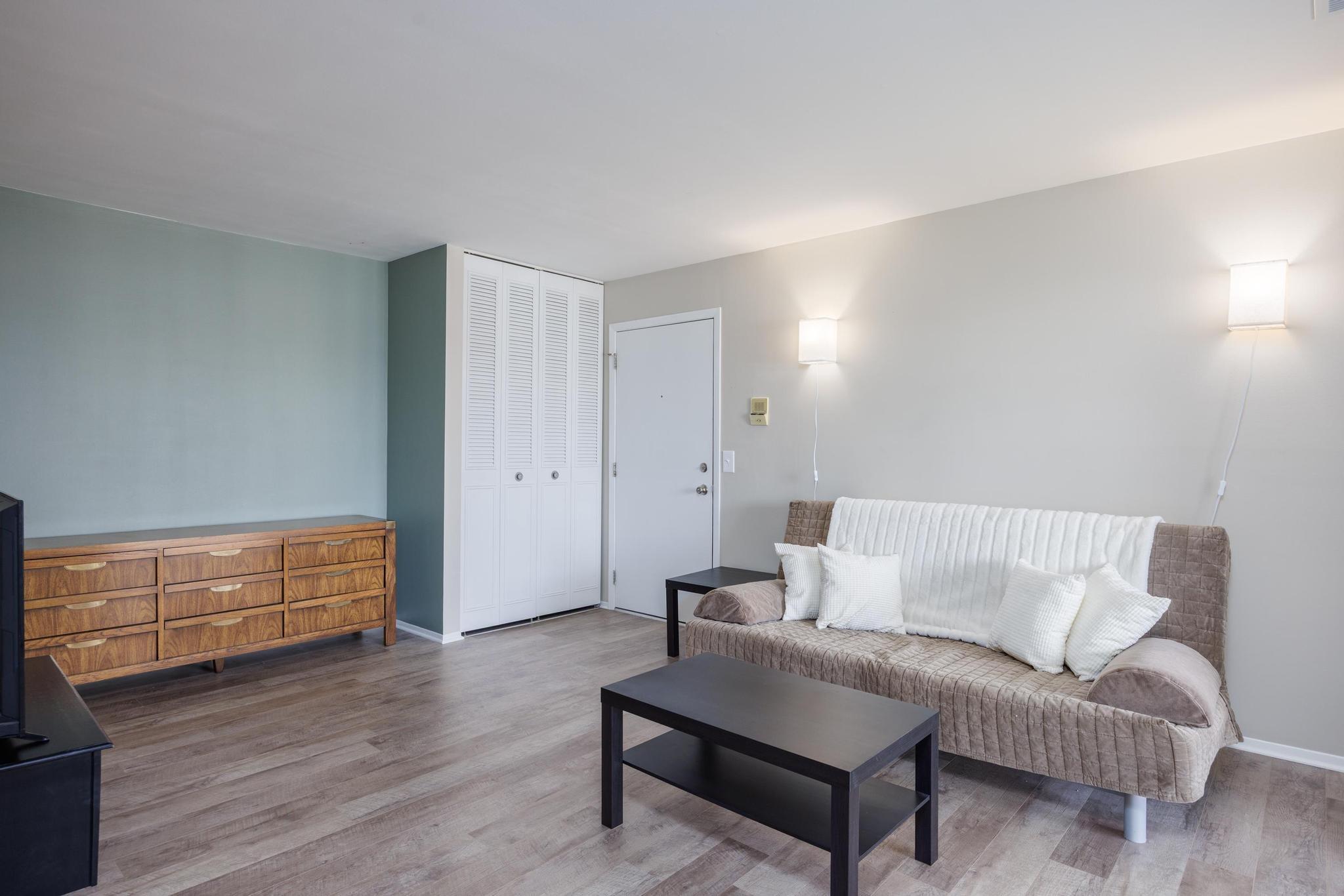 440 Baldwin Avenue Rochester, MI 48307 - Photo 7 of 20 440 Baldwin 07