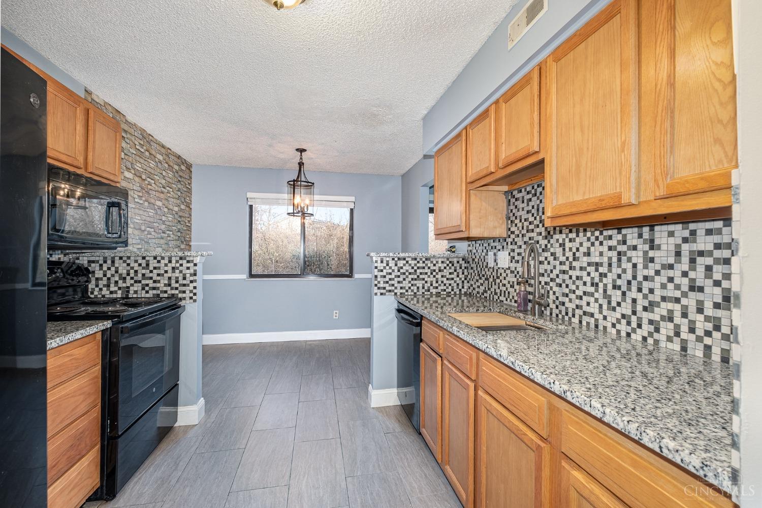 3874 Mack Road, Unit 151 Fairfield, OH 45014 - Photo 6 of 15 Gallery Image 6