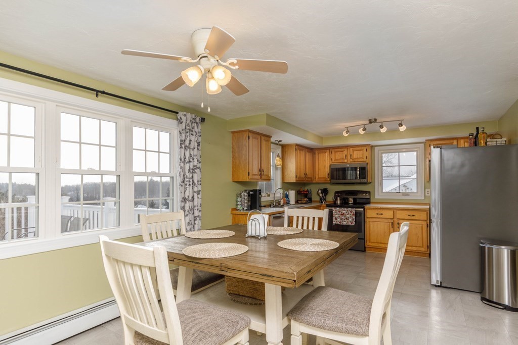 65 Farm Hill Road Leominster, MA 01453 - Photo 4 of 19