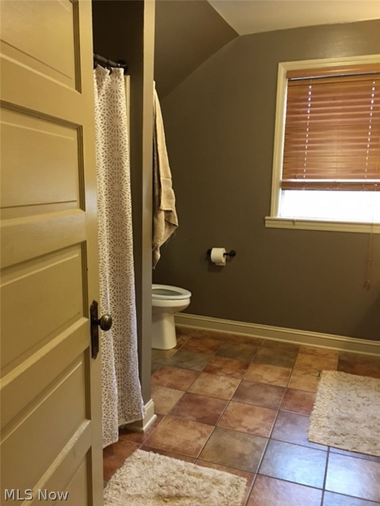 65 15th Street Wellsburg, WV 26070 - Photo 22 of 35