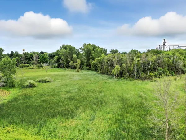 $949,000 | 11530 San Road, Franklin, WI 54247