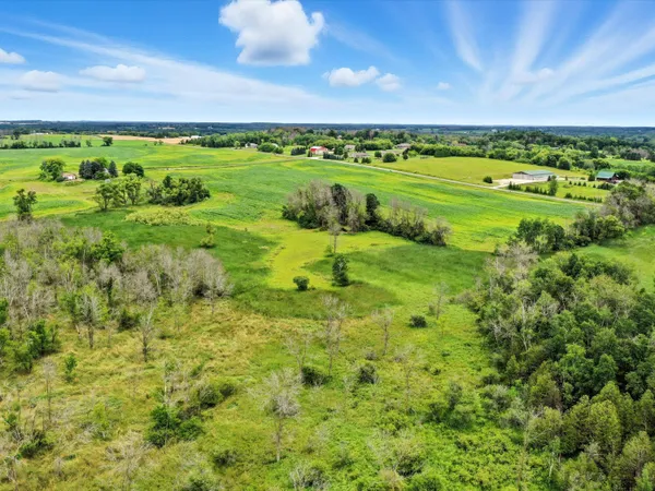 $949,000 | 11530 San Road, Franklin, WI 54247
