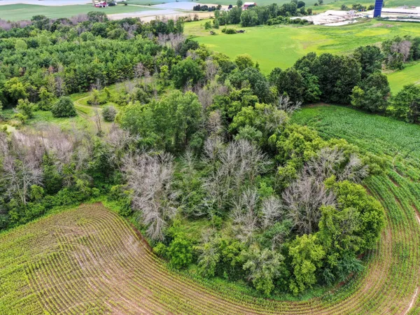 $949,000 | 11530 San Road, Franklin, WI 54247