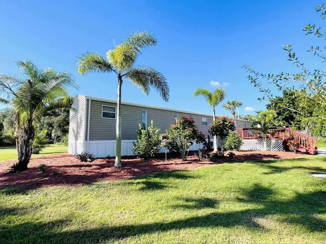 $197,800 | 8672 Southeast 59th Drive, Okeechobee, FL 34974