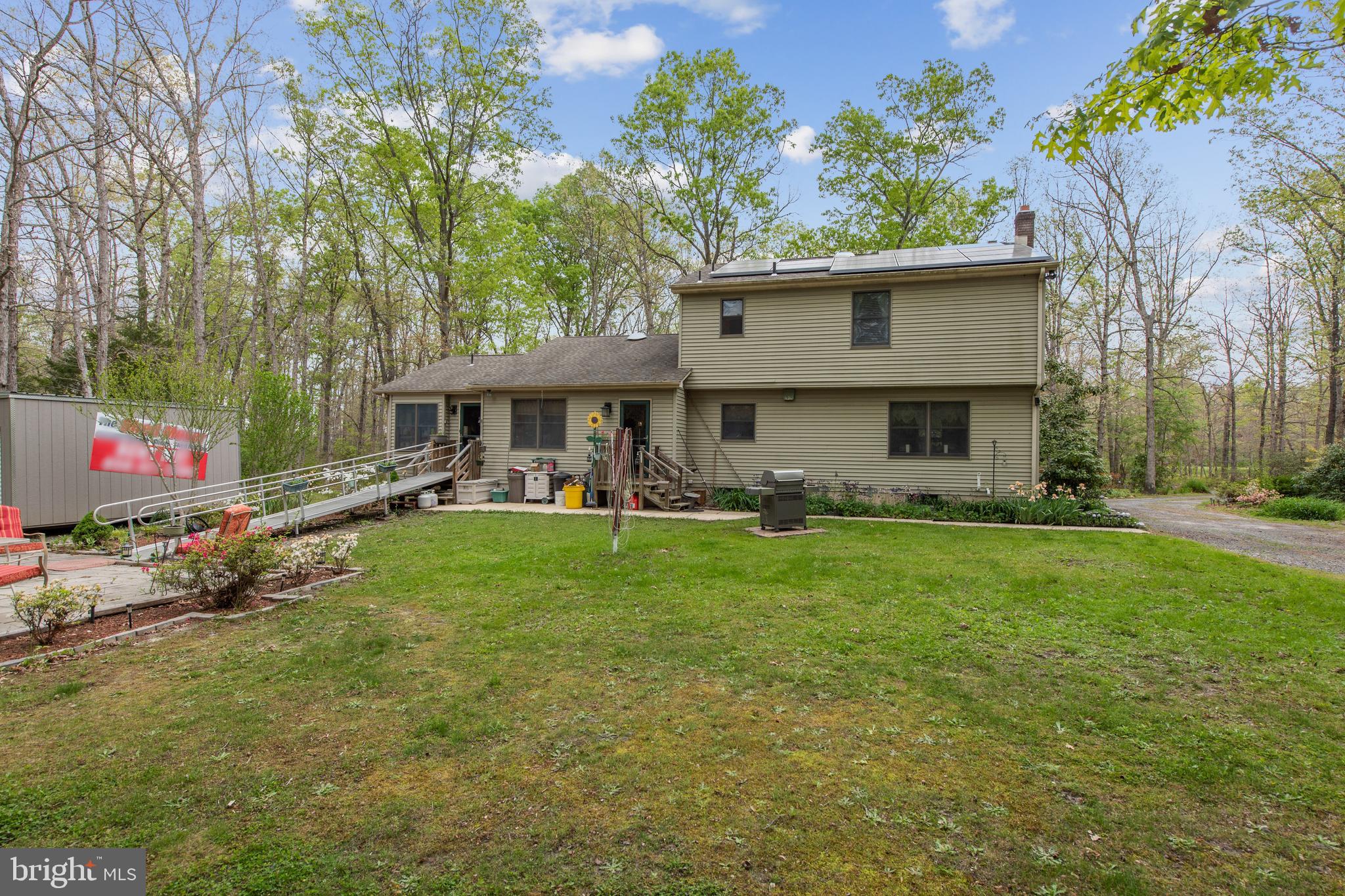 437 Highway 73 Hammonton, NJ 08037 - Photo 27 of 36 Rear view of home, In-Law Suite has ramp access.