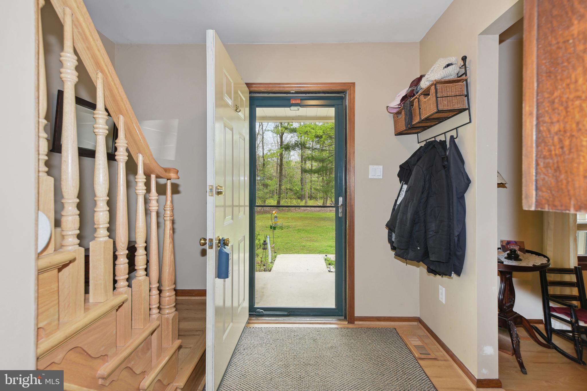 437 Highway 73 Hammonton, NJ 08037 - Photo 5 of 36 Front door entrance.