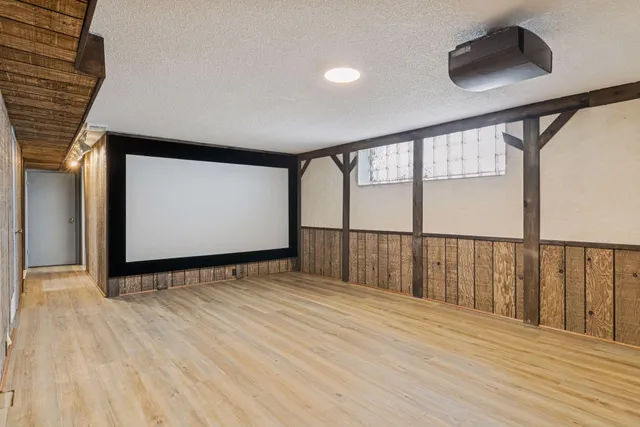 $725,000 | 318 South McCarrons Boulevard, Roseville, MN 55113