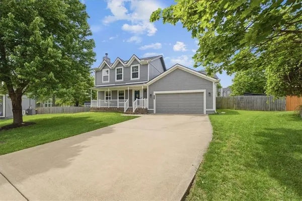 $420,000 | 21719 West 51st Terrace, Shawnee, KS 66226