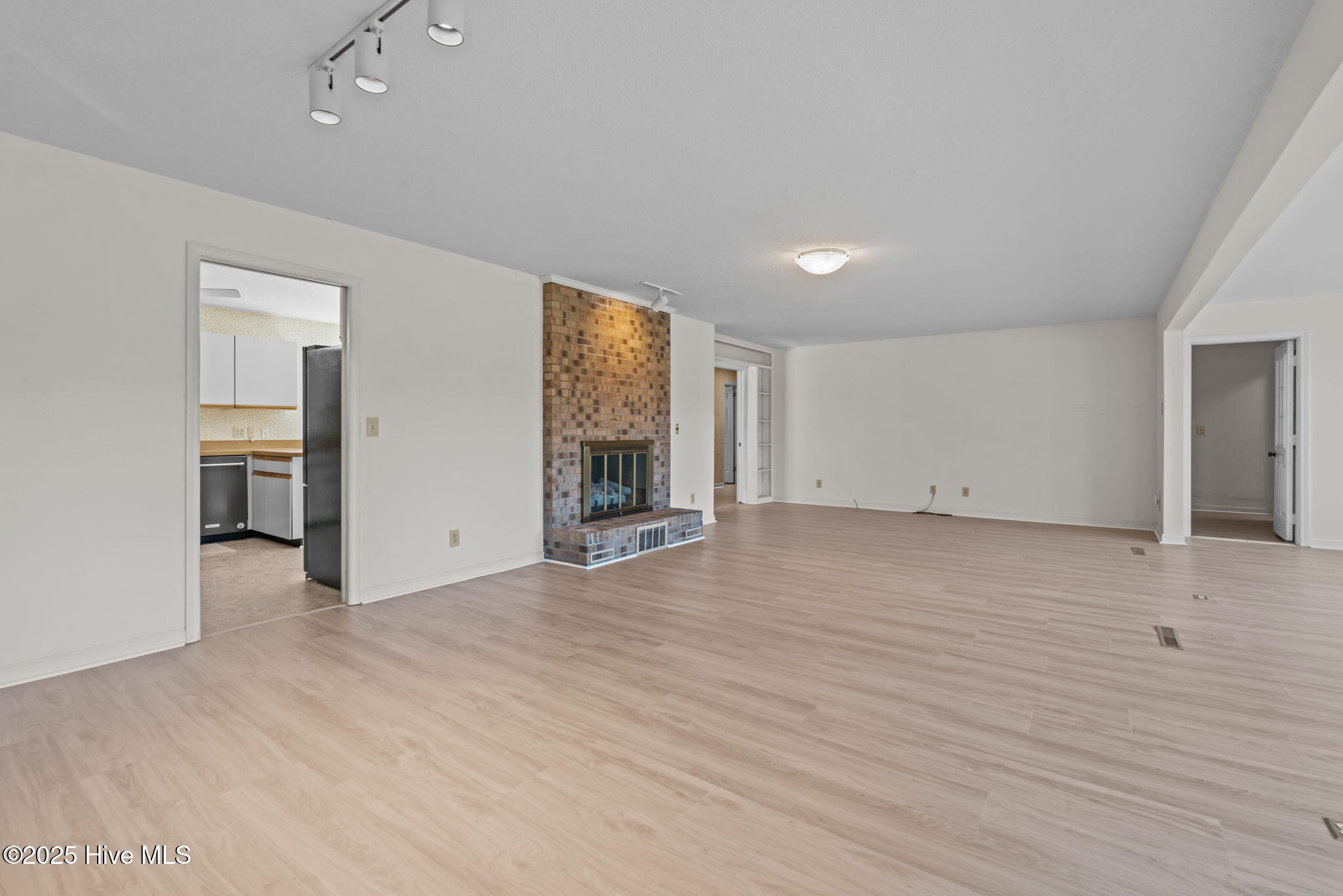 106 Millstone Road West End, NC 27376 - Photo 8 of 50 54-web-or-mls-DSC01648
