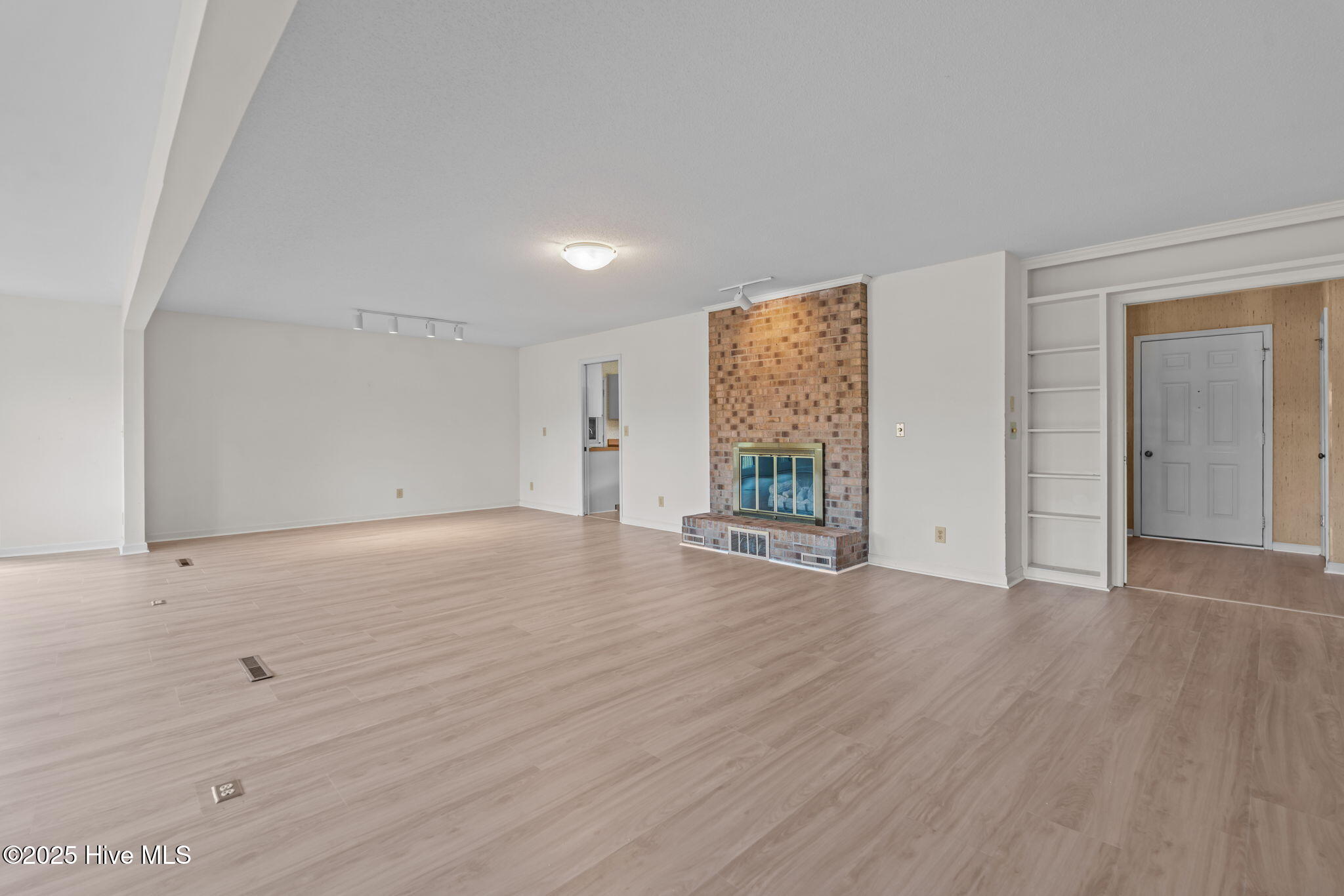 106 Millstone Road West End, NC 27376 - Photo 10 of 50 55-web-or-mls-DSC01654
