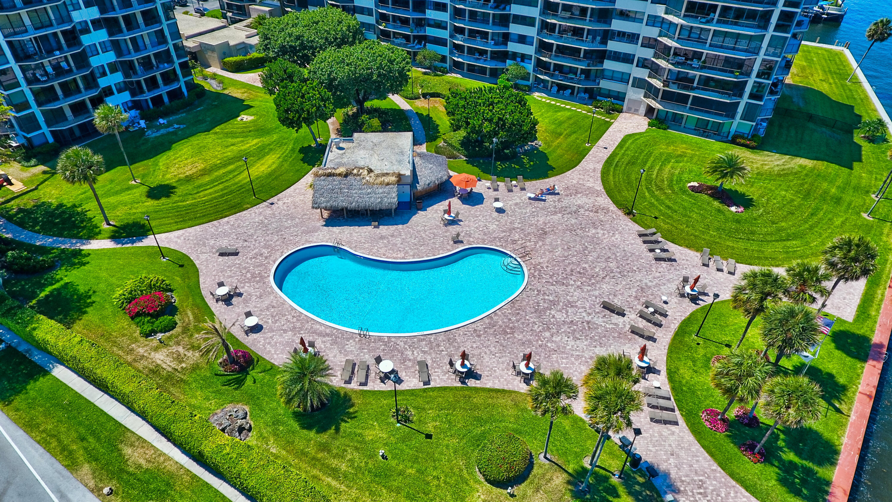 859 Jeffery Street, Unit 702 Boca Raton, FL 33487 - Photo 11 of 40 an aerial view of a swimming pool