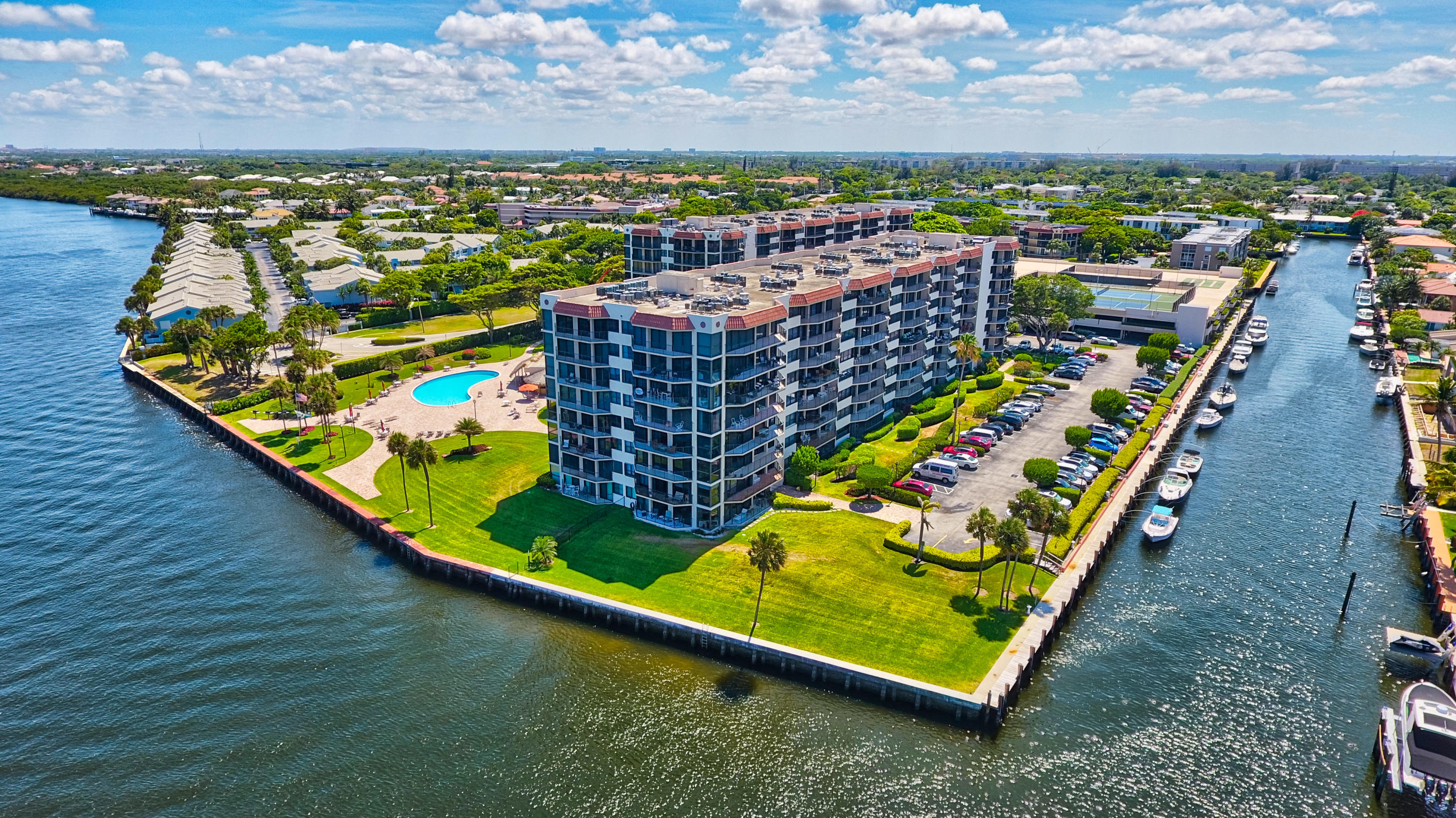 859 Jeffery Street, Unit 702 Boca Raton, FL 33487 - Photo 6 of 40 a view of a balcony with city view