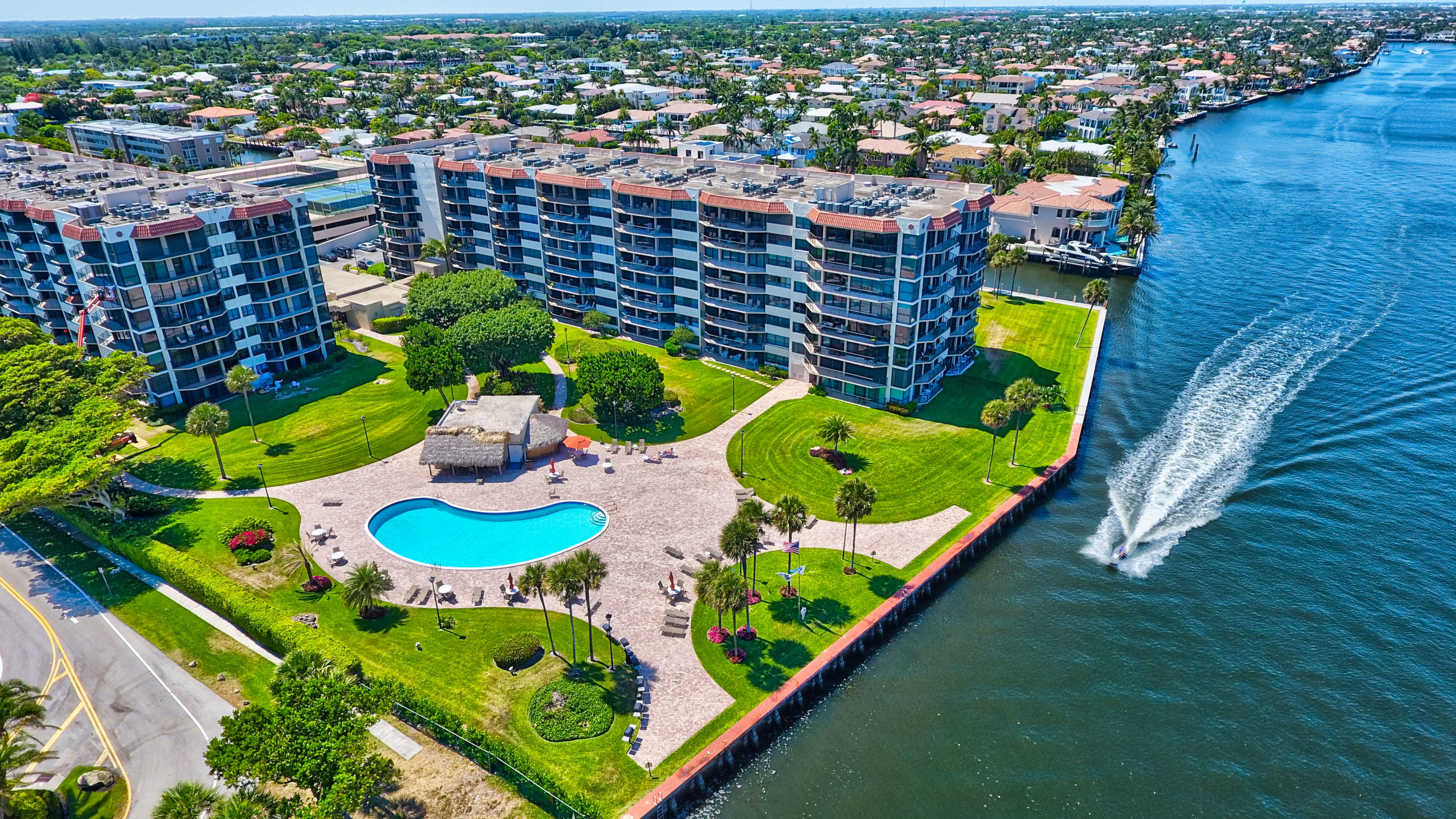 859 Jeffery Street, Unit 702 Boca Raton, FL 33487 - Photo 10 of 40