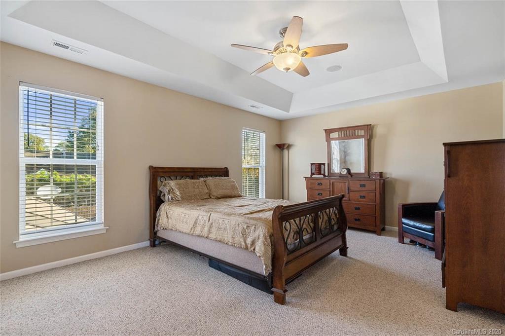 5053 Prosperity Ridge Road Charlotte, NC 28269 - Photo 16 of 24 Gallery Image 16