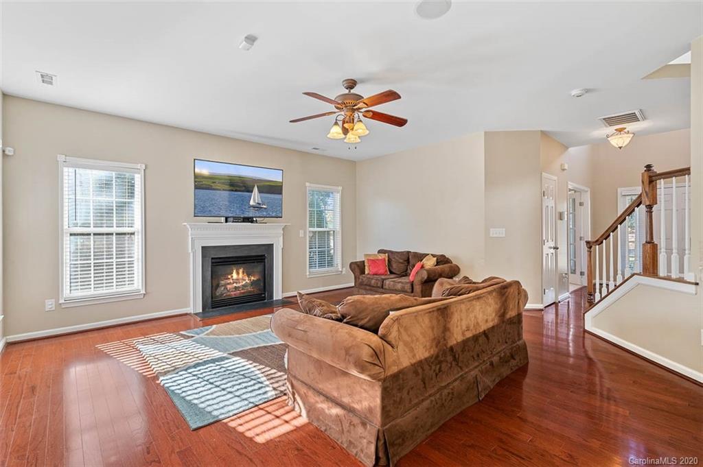 5053 Prosperity Ridge Road Charlotte, NC 28269 - Photo 5 of 24 Gallery Image 5