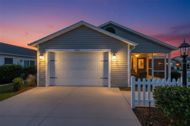 $285,000 | 5441 Boaz Avenue, The Villages, FL 32163