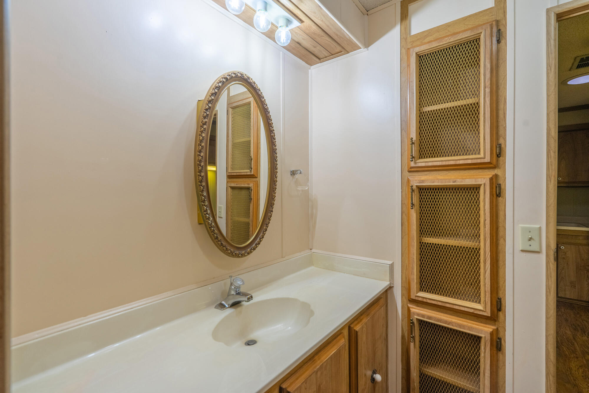 1526 North Dixie Downs Road, Unit 46 St. George, UT 84770 - Photo 45 of 81 Guest and Bedroom 2 Bath