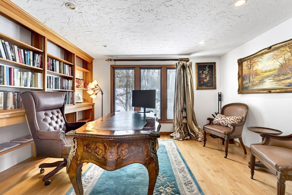 6 Smith Hill Road Lincoln, MA 01773 - Photo 5 of 28