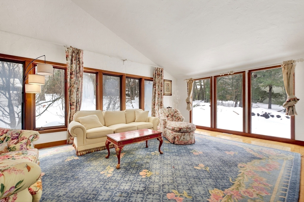 6 Smith Hill Road Lincoln, MA 01773 - Photo 7 of 28