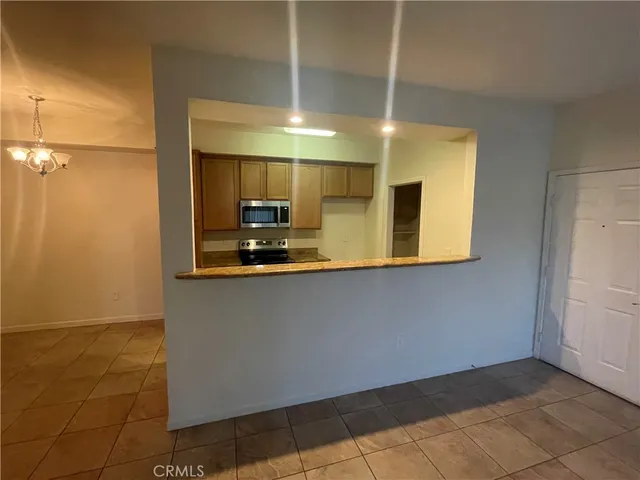 $2,299 | 375 Central Avenue, Unit 181, Riverside, CA 92507