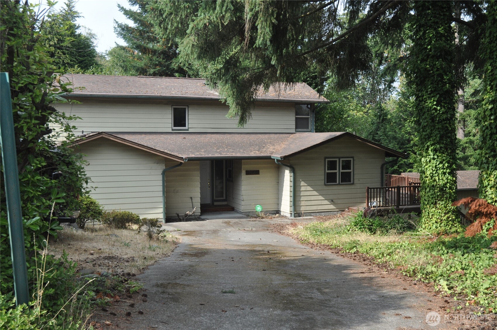 1940 Southwest Dawson Street Seattle, WA 98106 - Photo 27 of 28 Gallery Image 27