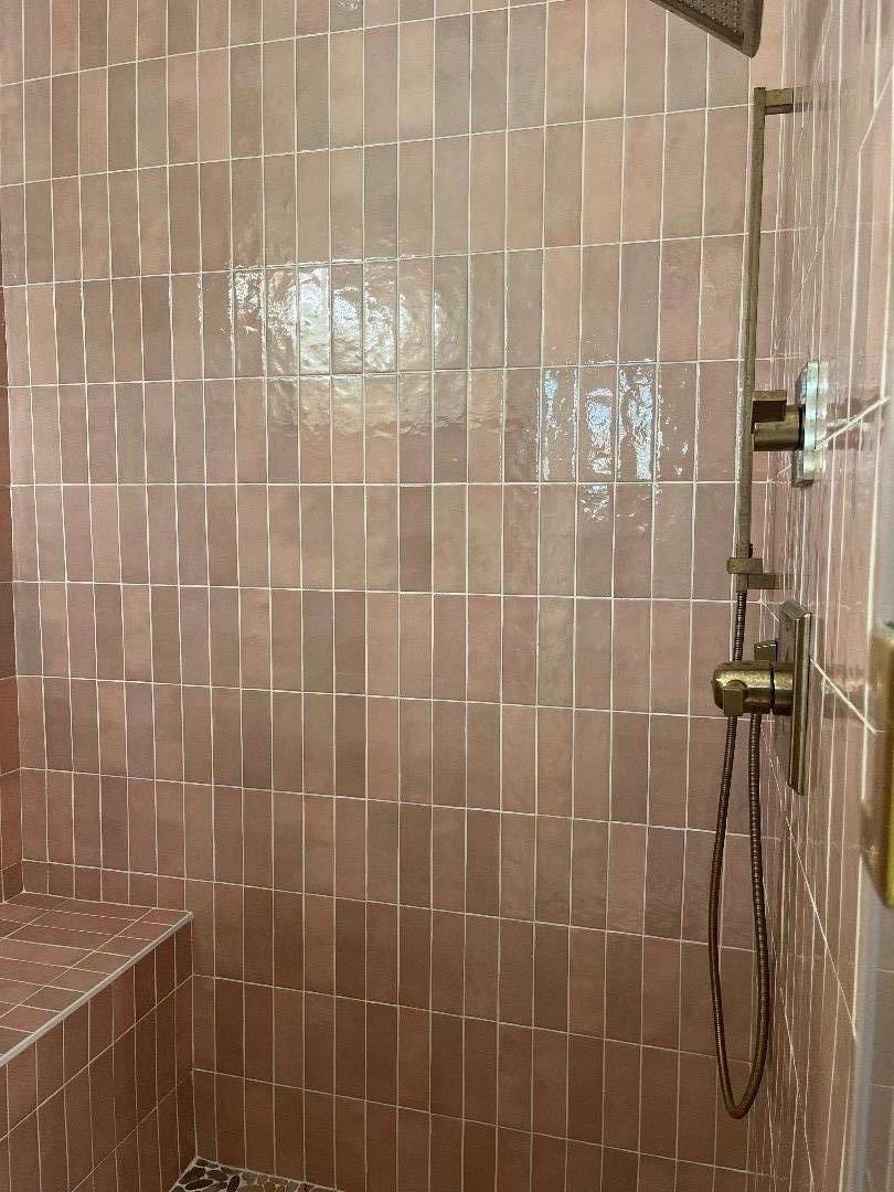 1705 Piazza Drive Salinas, CA 93905 - Photo 22 of 29 a bathroom with a shower