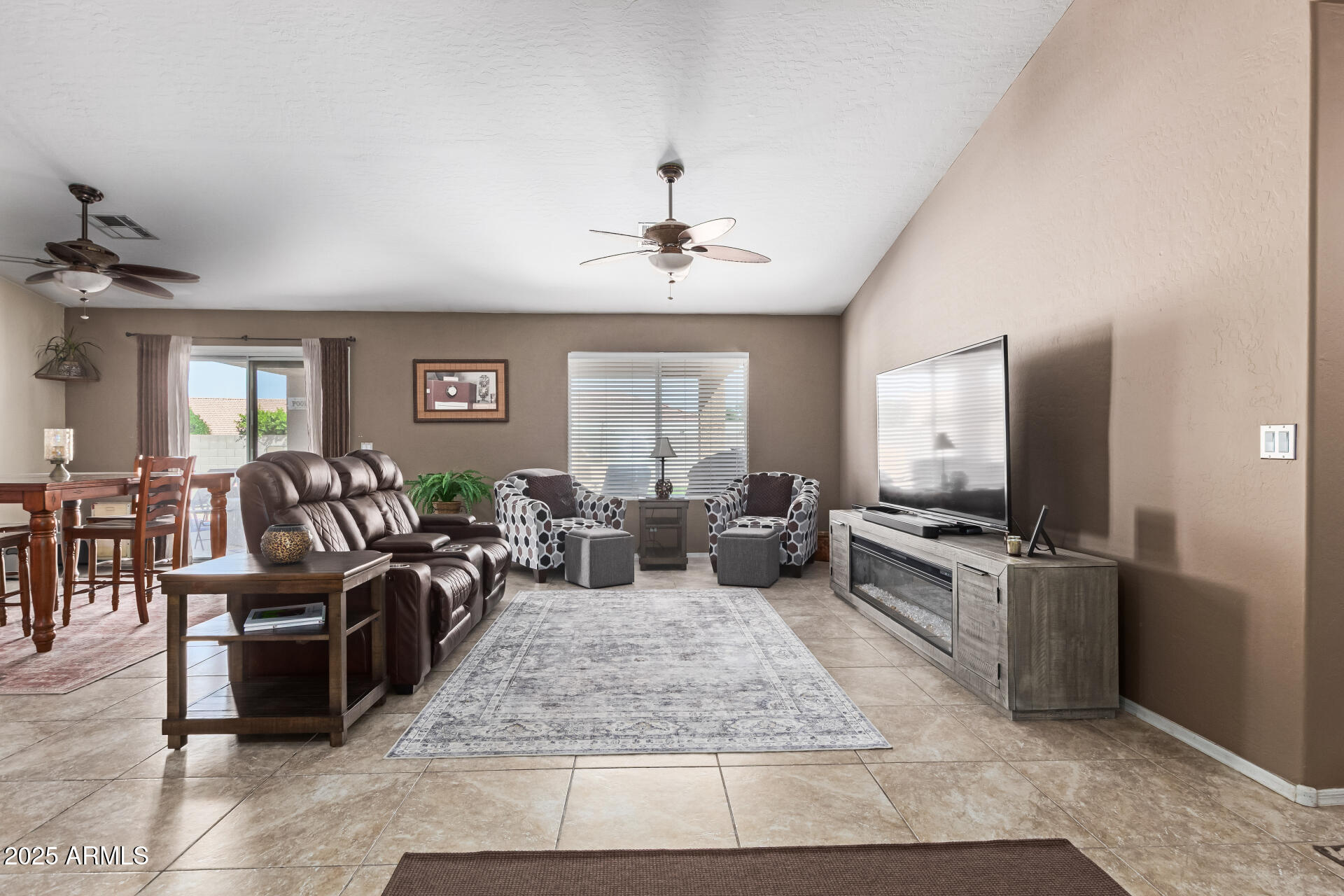 3784 East Simpson Court Gilbert, AZ 85297 - Photo 7 of 32 07 - Simpson