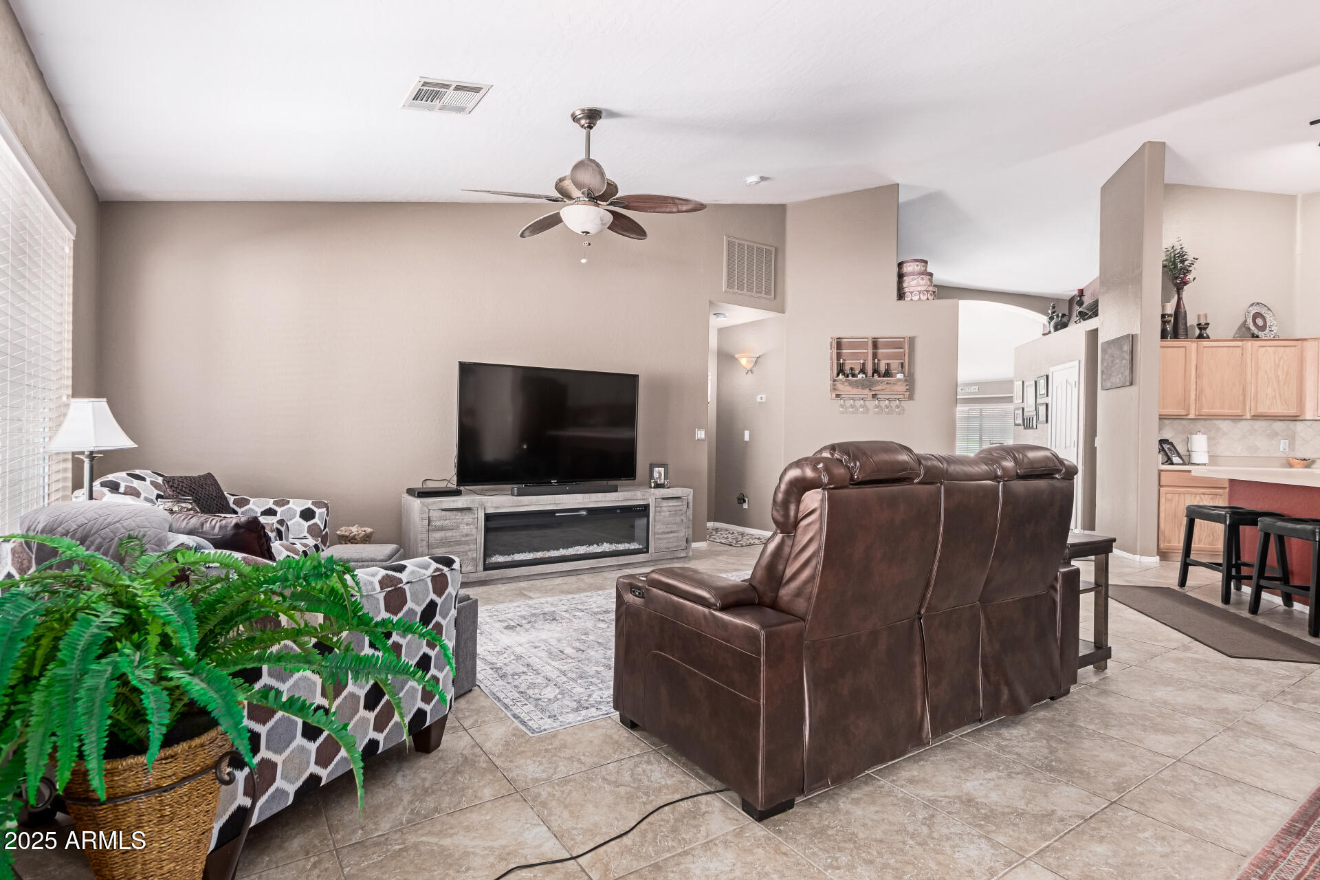 3784 East Simpson Court Gilbert, AZ 85297 - Photo 9 of 32 09 - Simpson