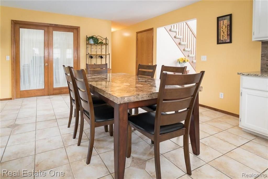 861 Norcross Drive Rochester Hills, MI 48307 - Photo 9 of 50