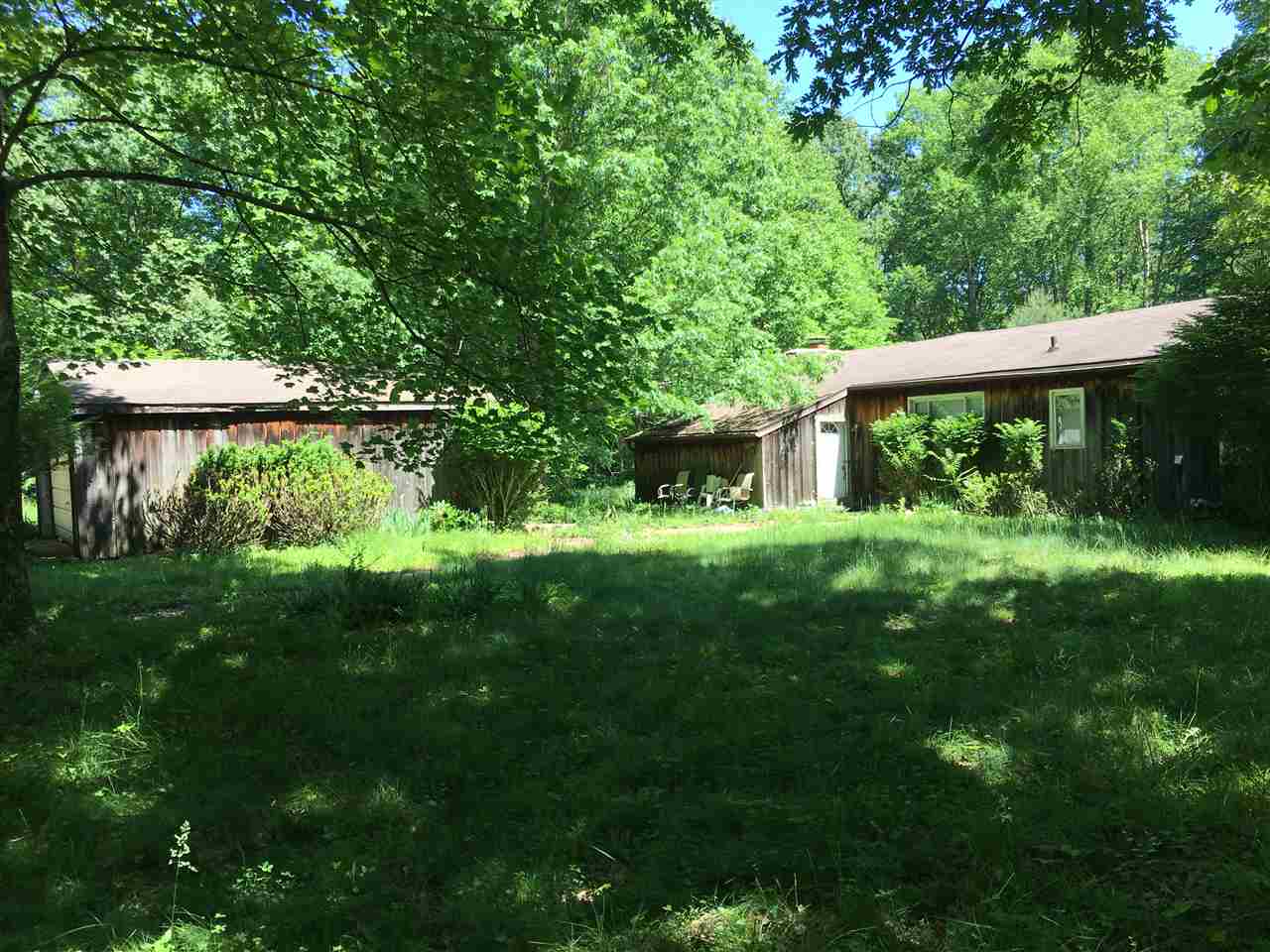 6765 East Lampkins Ridge Road Bloomington, IN 47401 - Photo 3 of 5