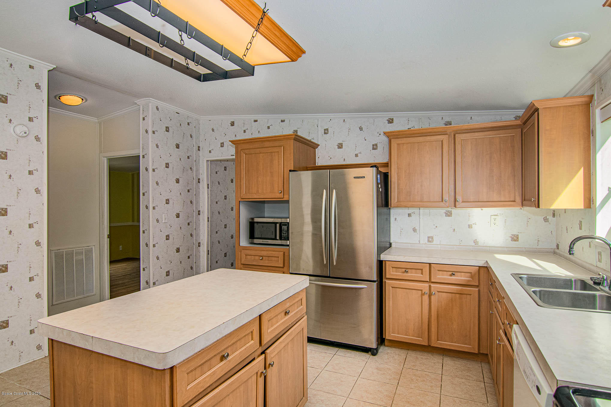 10401 Epiphyte Road Mims, FL 32754 - Photo 7 of 29 DSC_0182-Edit