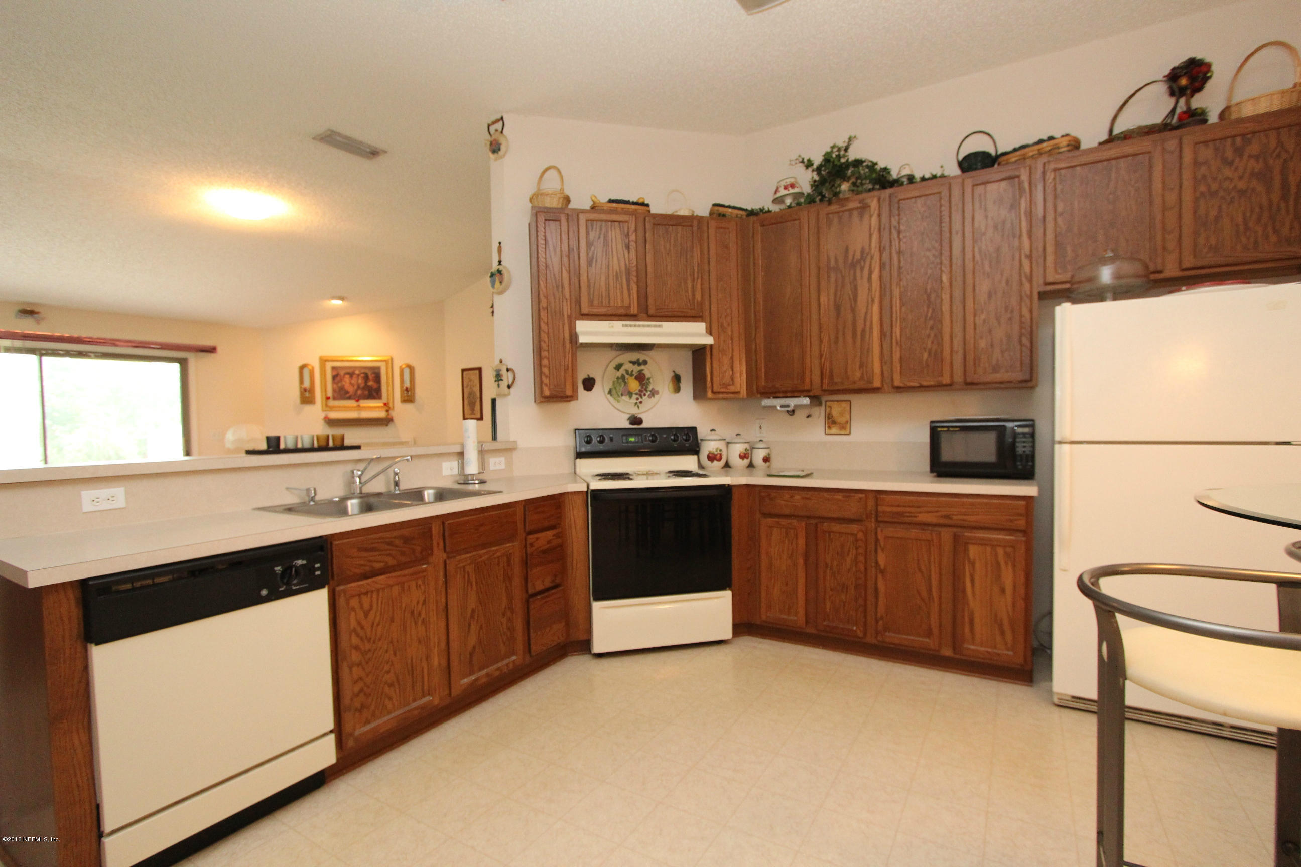 6202 Duclay Road Jacksonville, FL 32244 - Photo 13 of 24 Kitchen