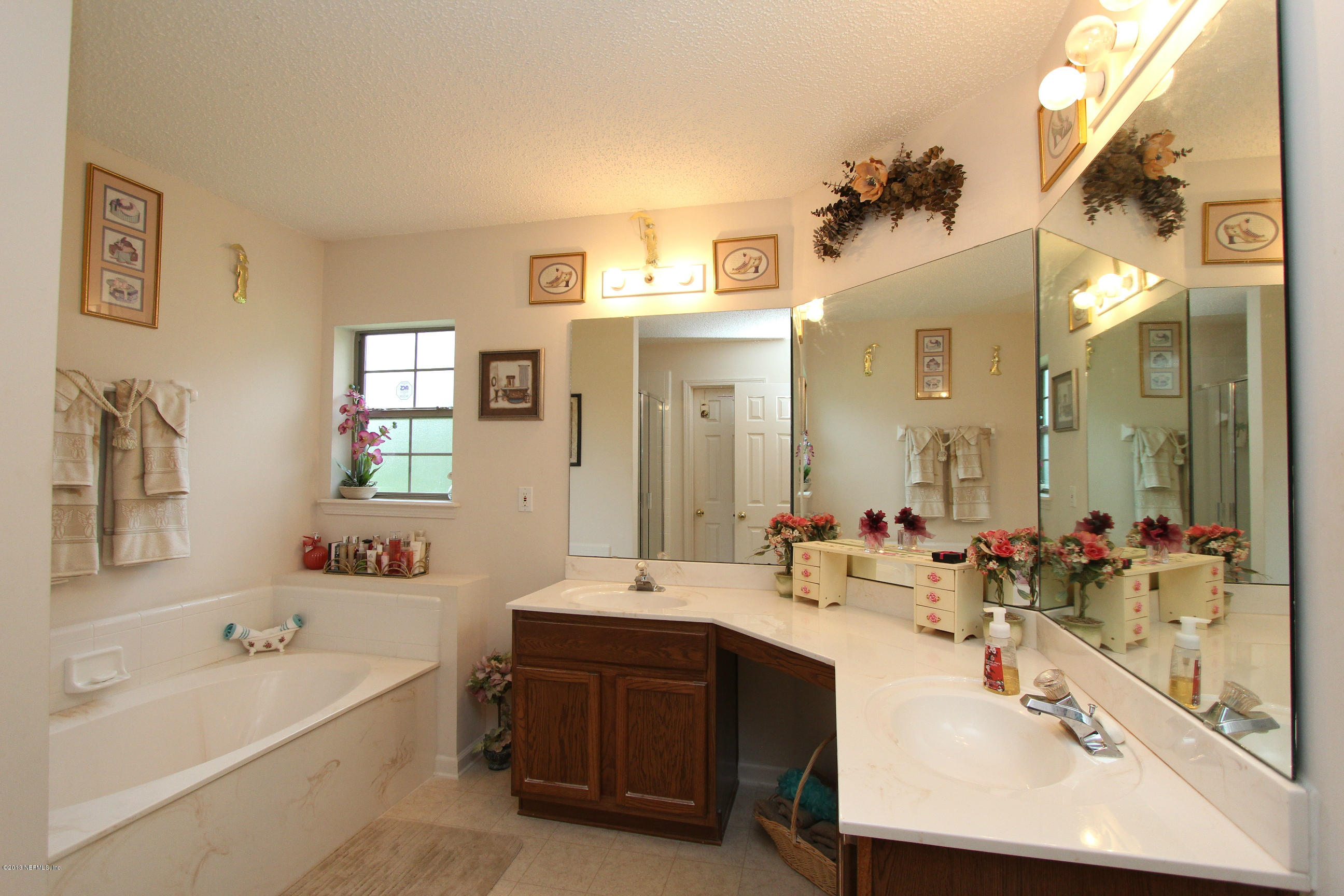 6202 Duclay Road Jacksonville, FL 32244 - Photo 17 of 24 Master Bathroom