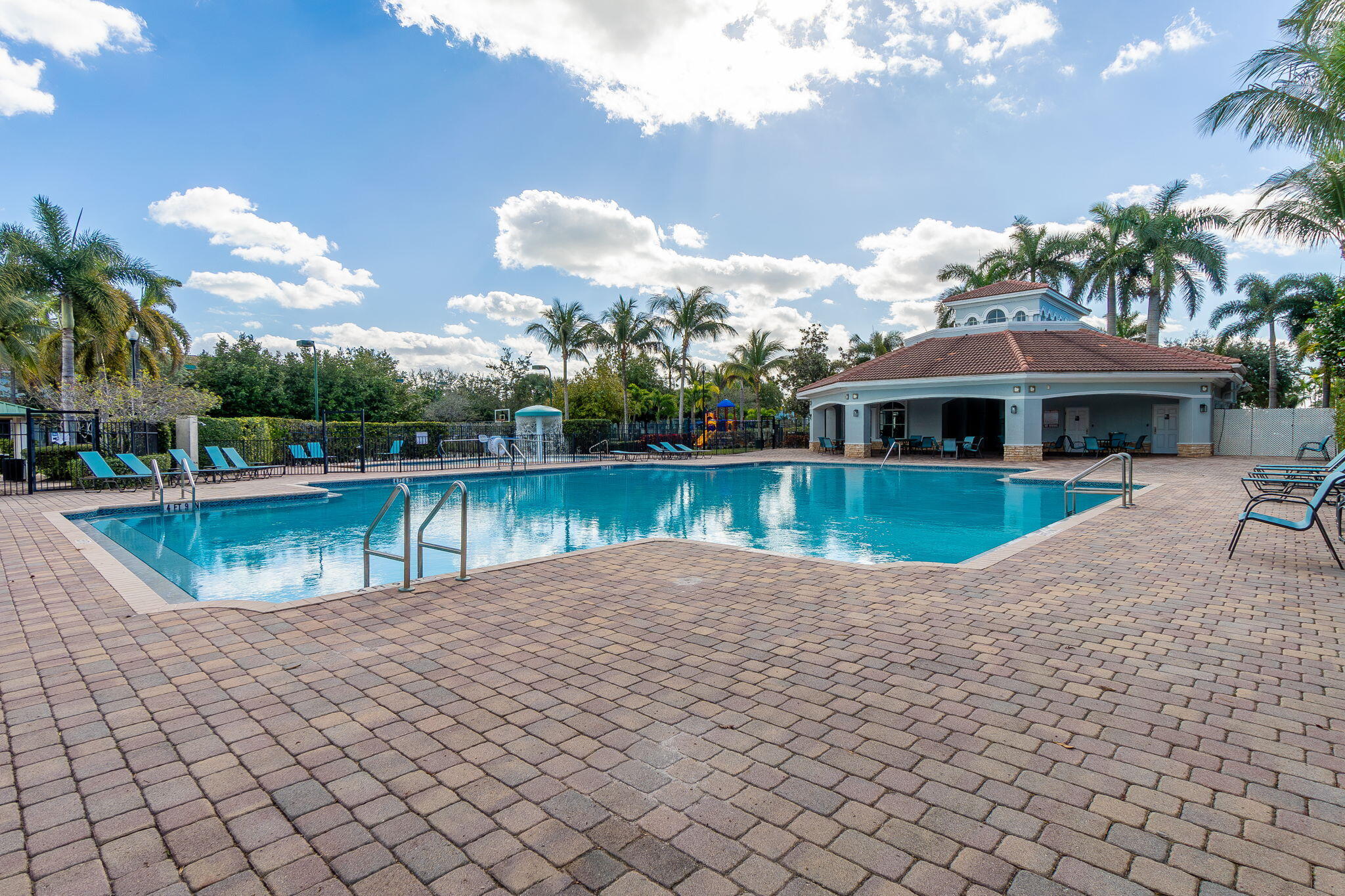 3185 Laurel Ridge Circle Riviera Beach, FL 33404 - Photo 38 of 45 39