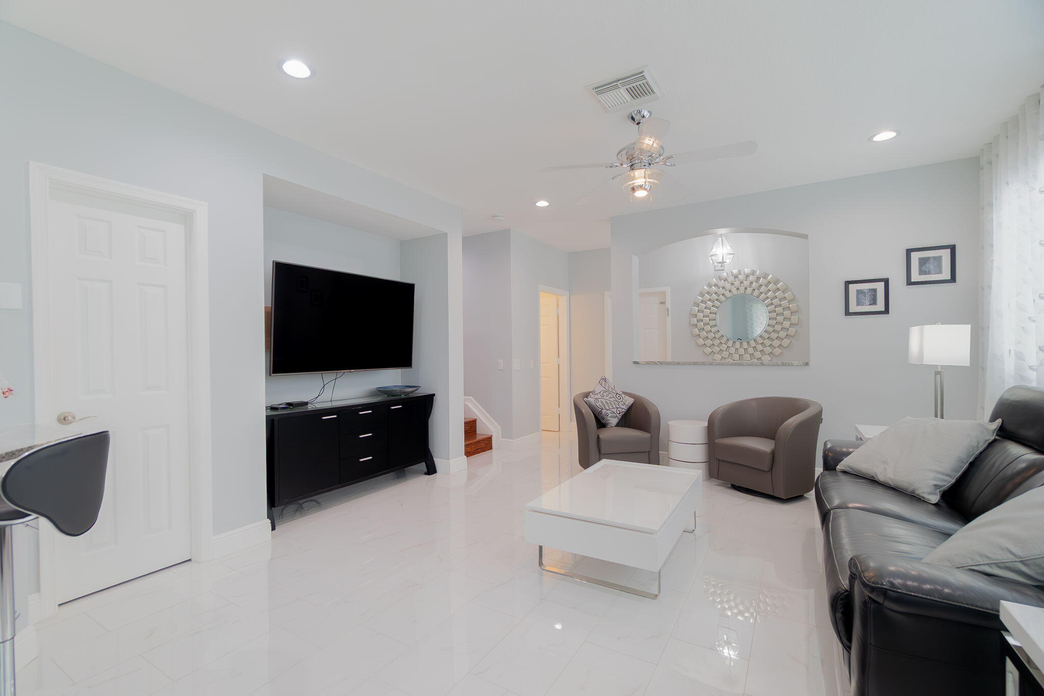 3185 Laurel Ridge Circle Riviera Beach, FL 33404 - Photo 8 of 45 8-web-or-mls-DSC08477-Enhanced-NR