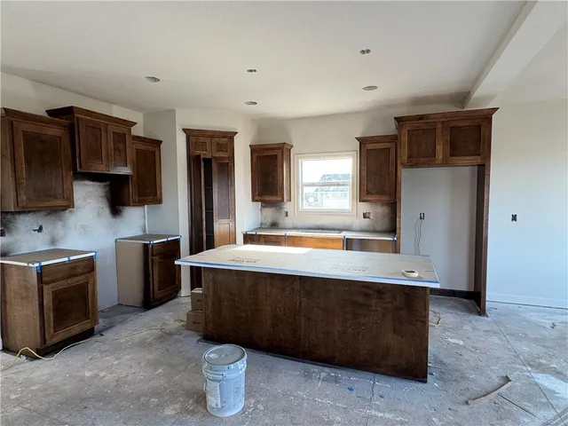 $449,950 | 20786 Emerald Street, Spring Hill, KS 66083